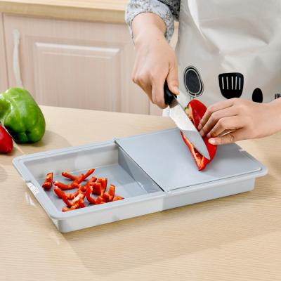 China Viable Three-in-One Kitchen Draining Clamshell Cutting Board Household Draining Box Vegetable Cutting Board for sale