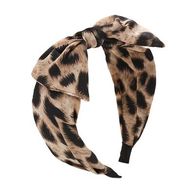 China European and American design fashion new style soft fabric hair band women accessories makeup hair band for sale