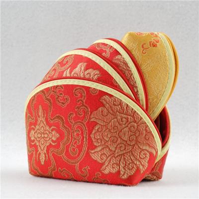 China Hot Sale Colorful Chinese Silk Latch Mini Handled Coin Purse for sale