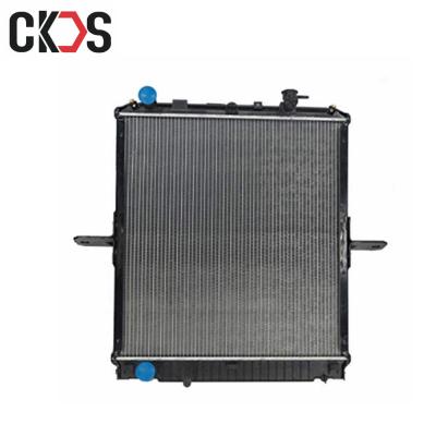 China HCKSFS Isuzu Radiator 8973331400 recambios del camión japonés en venta