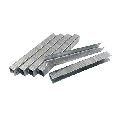 China 12.85mm Crown U-Stick 12.5mm Flat Leg 16GA Airgun Galvanized Carton Fencing Staples SB Series for sale