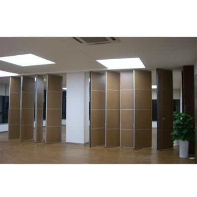 China Durable And Easy To Use China Partition Wall Stage 65Mm Outdoor Melamine Folding Partition Wall Wood Price for sale