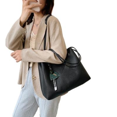 China Newspaper Used 2020 Wholesale Lady Bags Women Handbag 2 Pcs High Quality Sets Bag Fashion Women Tote Bag for sale