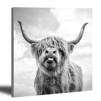 China Modern Black And White Animal Mountains Picture Cow Wall Painting Canvas Art Painting For Living Room for sale