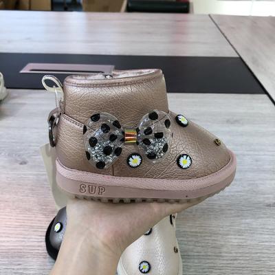 China Baby Shoes Durable Children's Winter Eu 24 Warm Fur Crafts Oxford 1 2 Year Old Dress Handmade Patent Leather Kids Shoes for sale