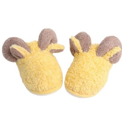 China Lovely Sheep Slippers Warm Indoor Office Slippers Christian Slippers for sale