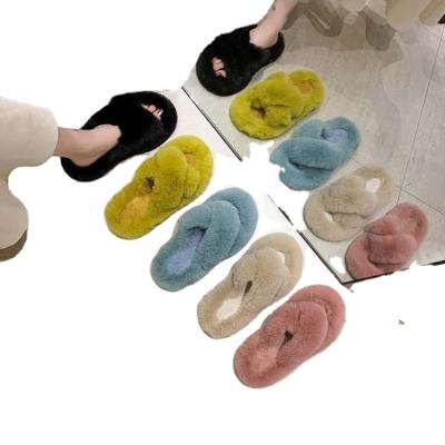 China CUSHIONING Fashion Autumn Winter Home Plush Artificial Wool Slipper Slide Slippers Women Outdoor Cross Shoes for sale