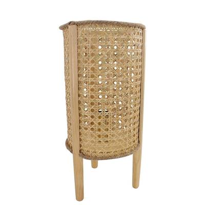 China Modern Natural Rattan Bamboo Table Base Lamp For Restaurant Cafe for sale