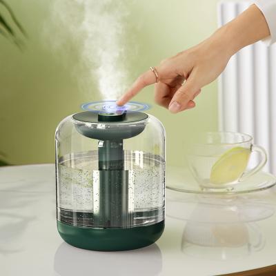 China Small Household Outdoor Portable Air Purifier Quiet Water Bottle Desktop Humidifier for sale