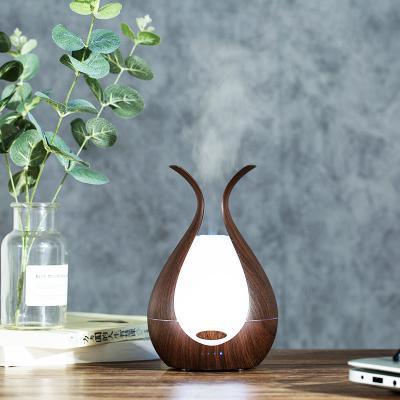 China Custom Desktop Humidifier Ultrasonic Aroma Diffuser Wood Grain Electronic Aroma Diffuser for Office Bedroom Bathroom Spa for sale