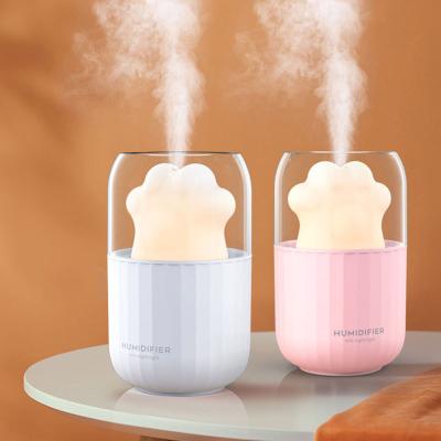 China Cute Cool Diffuser LED USB Mini Car Air Humidifier Portable Personal Ultrasonic Cat Small Space Home Nano Car Mist Maker for sale