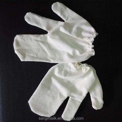 China Other Silk Face Exfoliating Dry Glove Face Massage Gloves Face SPA Gloves for sale