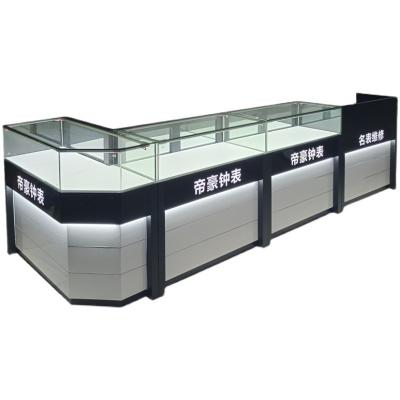 China Classic Luxury Optical Glass Showcase Showcase Shop Display Shop Decoration Boutique Watch Display Cases for sale