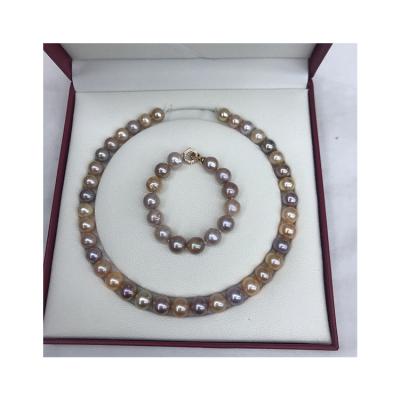 China Other Perfect Round 4A Freshwater Pearl Necklace And Bracelet Necklace Pendant Gift Set for sale