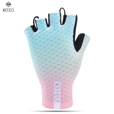 China Glue Folding Wrist End No Stitching Breathable Silicone Gel Anti-skidding Protection Cycling Racing Half Finger Gloves for sale