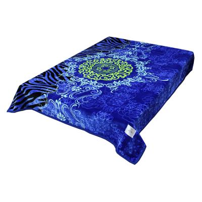 China Beautiful PORTABLE Beartextile Raschel Two Ply Printing Customizable Embossed Mink Blanket for sale