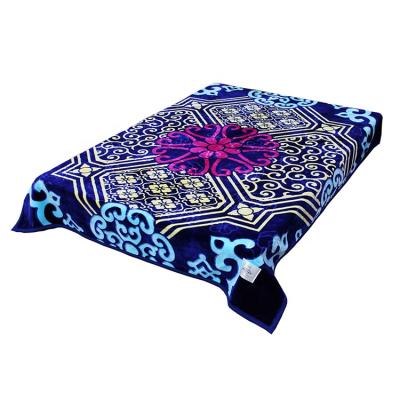 China Anti-pilling 100% Polyester 8.0kg Raschel Two Ply Shine Warm Winter Blankets For Bed for sale