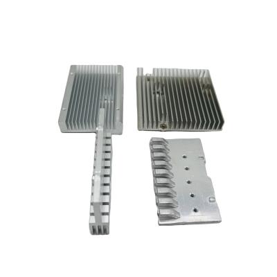 China 6061 6063 T5 T6 Extrusión anodizada de sumideros de aluminio con recubrimiento en polvo en venta