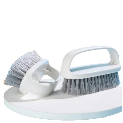 China Sustainable Household Plastic Brush With Handle Clothes Washing Cleaning Brush for sale