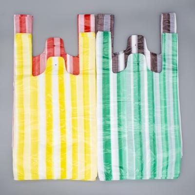 China HDPE disposable wholesale fruit pe T-shirt sando plastic bag for supermarket shopping bag for sale