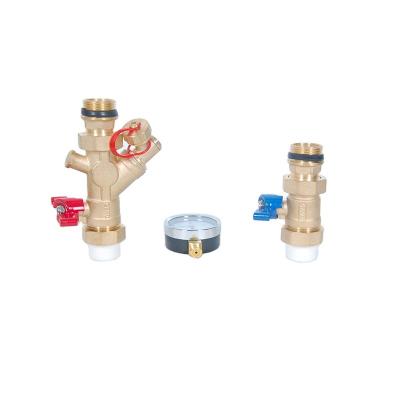 China Floor Heating General Parts Brass Drain Valve With SS304 Filter And Water Pressure Gauge Ball Valve for sale