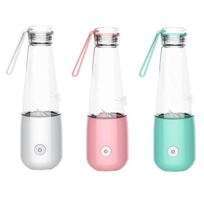 China 265324 Car Mini Battery Portable Blender Juicer Bottle Juice Blender Fresh Blender Cup for sale