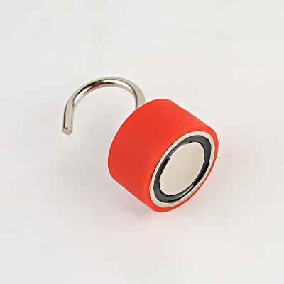 中国 High-grade Customized Industrial Rare Earth Magnet Permanent Neodymium Rubber Coated Hook Magnet N45 From Factory 販売のため