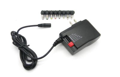 China De V.S. stoppen 24AWG AC aan gelijkstroom-Machtsadapter 12W 3V - 12V met 8 Schakelaars Te koop