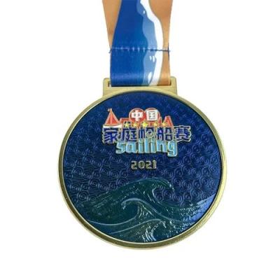 China Solución de diseño de la medalla de vela personalizada de electrotapado inspirada en elementos marinos en venta