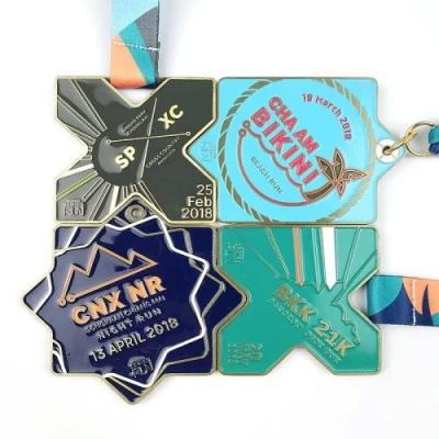 China Medallas personalizadas de carrera Serie Puzzle Premios innovadores y dinámicos en venta