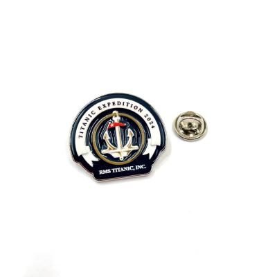 China Custom Titanic Soft Enamel Lapel Pin Perfect voor filmliefhebbers en verzamelaars Te koop