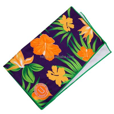 China 2020 Embroidery Microfiber Golf Waffle Weave Disposable Towel Printing With Custom Logo for sale