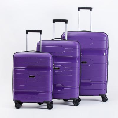 China Unique PP Pretty Carry On Luggage Travel Unisex Style Spinner Fashionable Long Wheel for sale