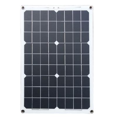 China Manufacturers Customized Outdoor Mobile Solar Charging Panels 18W Portable Solar Panel 104*34*0.5CM for sale