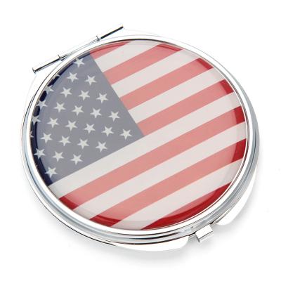 China Epoxy Metal America Flag Design Process Magnifying Mirror Hand Held Folding Metal Folding Around Pocket Compact Mirror for sale