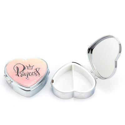 China Decorative Silver Pill Box Metal Plating Boxes Heart Shape Pill Case Medicine Tablet Holder Wallet Organizer Case for Pocket or Purse for sale