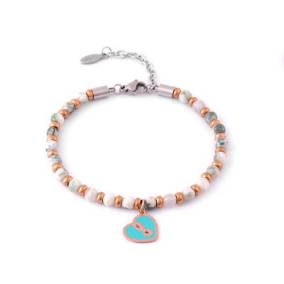 China Brazalete de corazón de melocotón de piedra natural, diseño minimalista de mujer, brazalete de mujer en venta