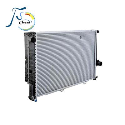 China Welded Engine Cooling System 2243445 Radiator For 1992-1994) BMW E32 740i Cooling Parts RA0012 ( for sale