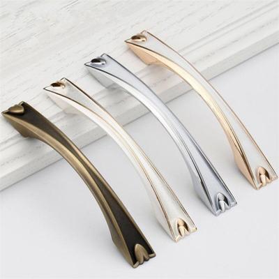 China 2021 Modern New Classic White Furniture Drawer Handle Bedroom Cabinet Dresser Handle Bathroom Handle for sale