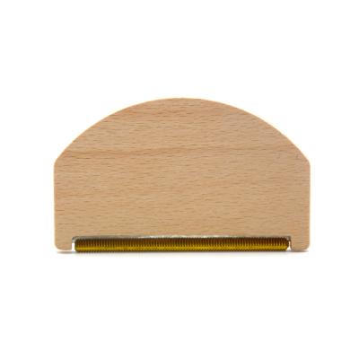 China Manual wooden beech and cashmere wool cashmere copper comb for sale