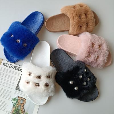 China Fashion Trend Summer Fashion Outdoor Fake Slides For Women Fake Fur Slide Sandals for sale