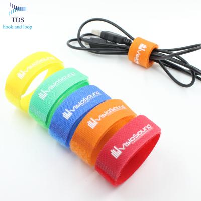 China 100% Nylon Hook And Loop Cable Straps Color Custom For Binding Wires for sale