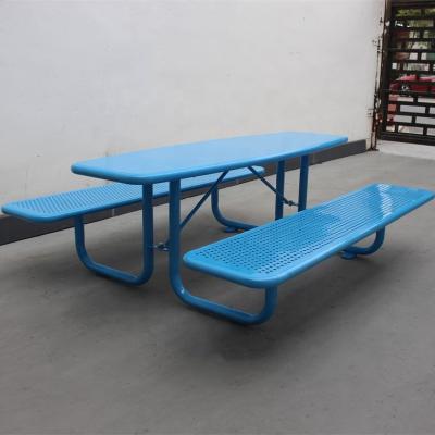 Chine Petites tables de pique-nique en plein air imperméables à l'eau et à la rouille Matériau en acier perforé pour enfants à vendre