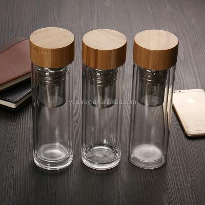 China Viable No Min Personalized Borosilicate 400ml Reusable Fruit Infusing Double Wall Glass Water Bottles With Bamboo Lid for sale