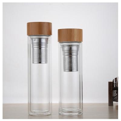 China Viable No Min Personalized Borosilicate 400ml Reusable Fruit Infusing Double Wall Glass Water Bottles With Bamboo Lid for sale