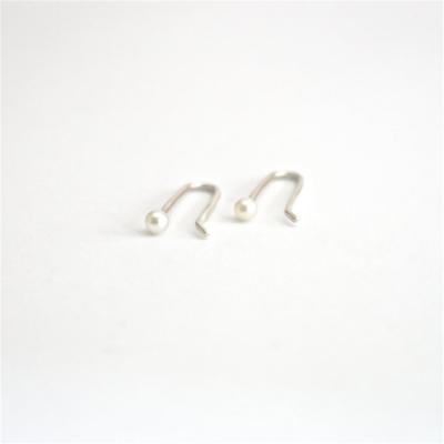 China Latest Design 925 Sterling Silver Thin Pearl Bar Earrings FASHIONABLE for sale