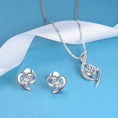 China Cute Trendy Rhodium Plated 925 Sterling Silver Heart Shape Pendant Necklace Earring Jewelry Set for sale