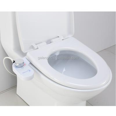 China Cold/Hot ABS Bidet Toilet Seat Plastic Manual Water Bidet Jet Shattaf 2 Portable Water Pressure Control Bidet for sale