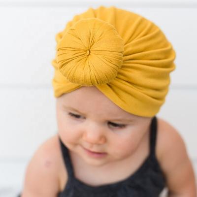 China INDOOR QC-YSMZ(B)246 Cute Bohemian Baby Cotton Solid Color Toddler Baby Cowl Silk Turbans Hat for sale