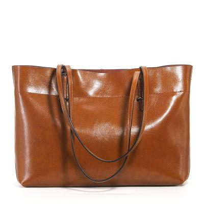 China Fashion/Daily Use 2020 New Leather Women's Bag Fashion Oil Wax Cowhide Large Bag Hand Lading Shoulder Bag for sale